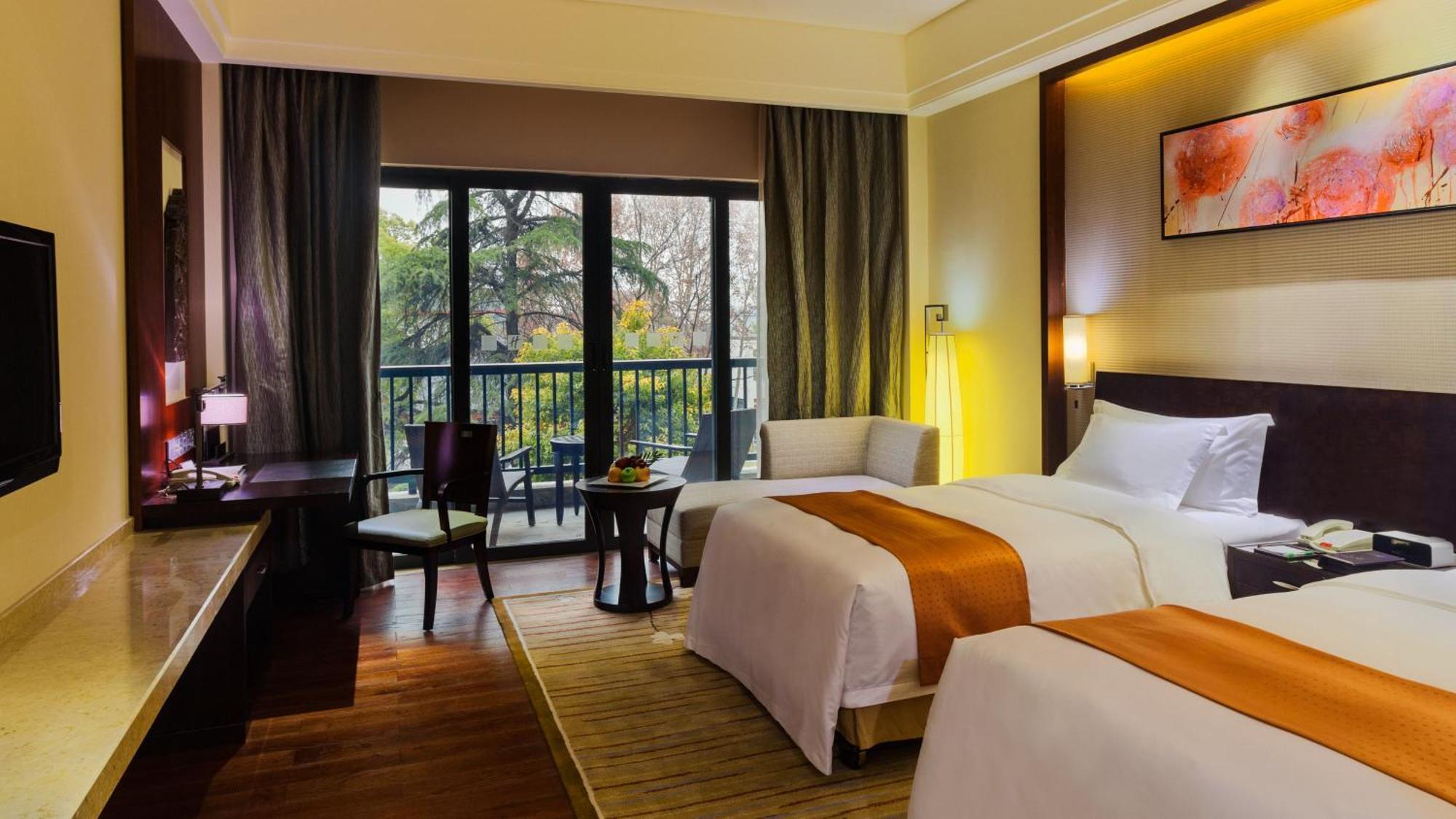 Holiday Inn Resort Chaohu Hot Spring, An Ihg Hotel Hefei Exterior photo